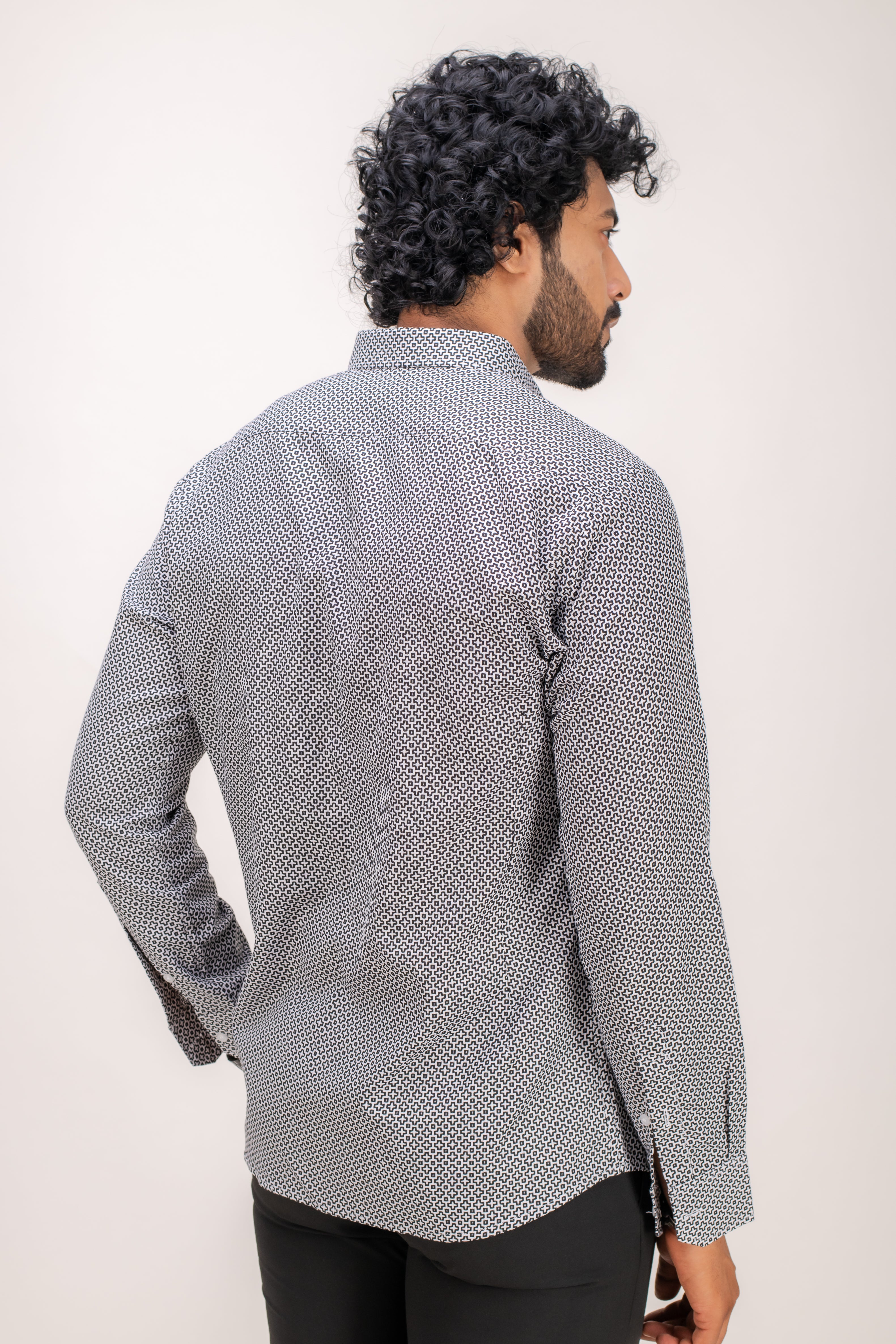BLACK AND WHITE TWILL SHIRT