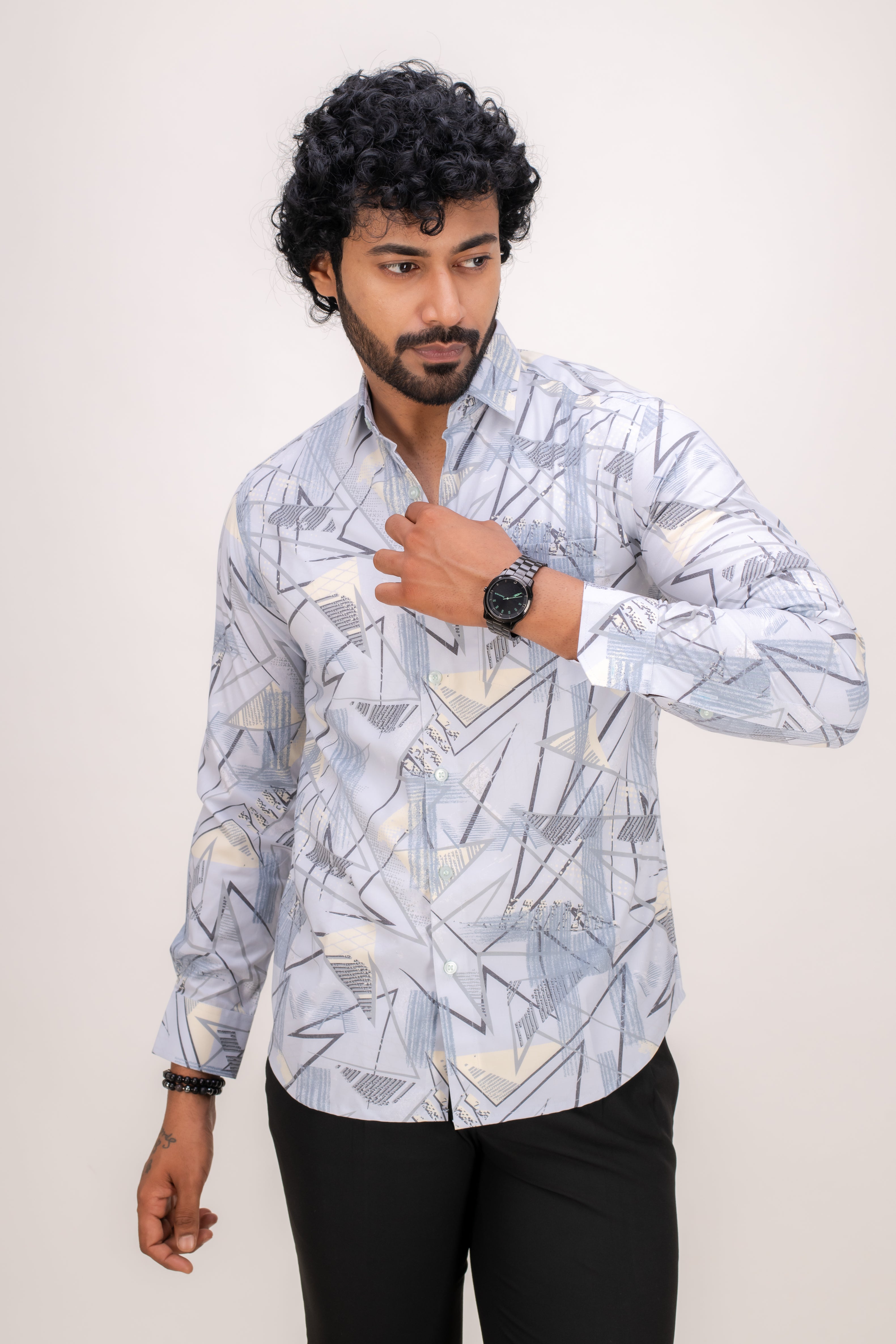 WRINKLE FREE WHITE ABSTRACT PRINT SHIRT