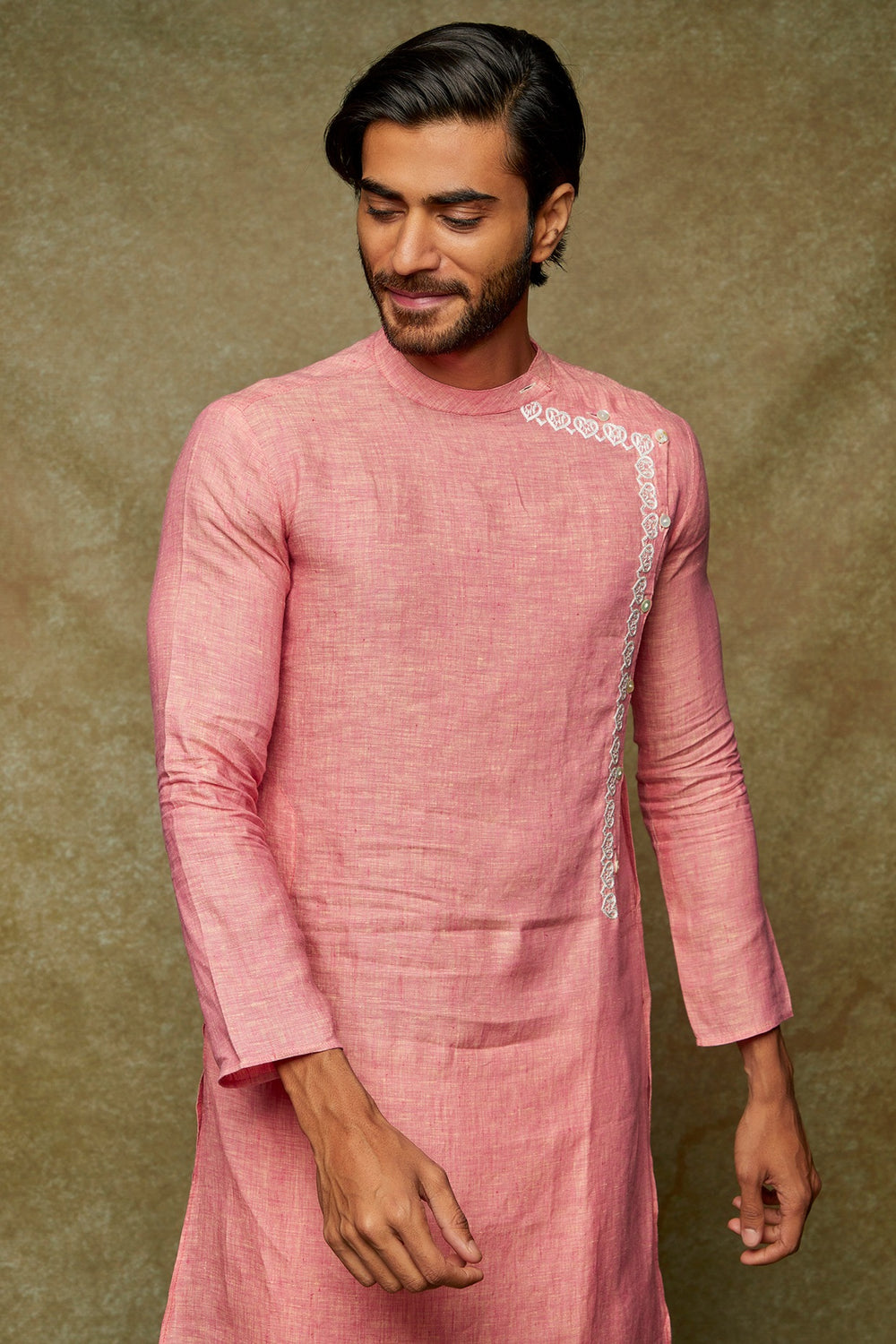Abees Pink linen hand embroidered kurta set - back view