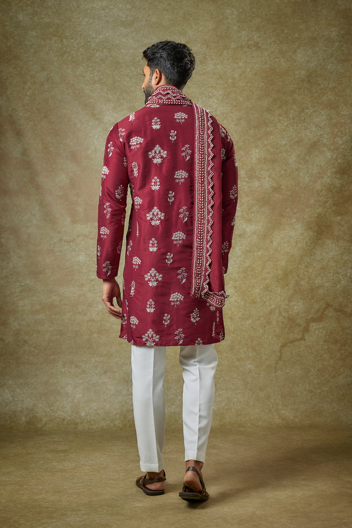 Abees Red silk zardosi kurta set - back view