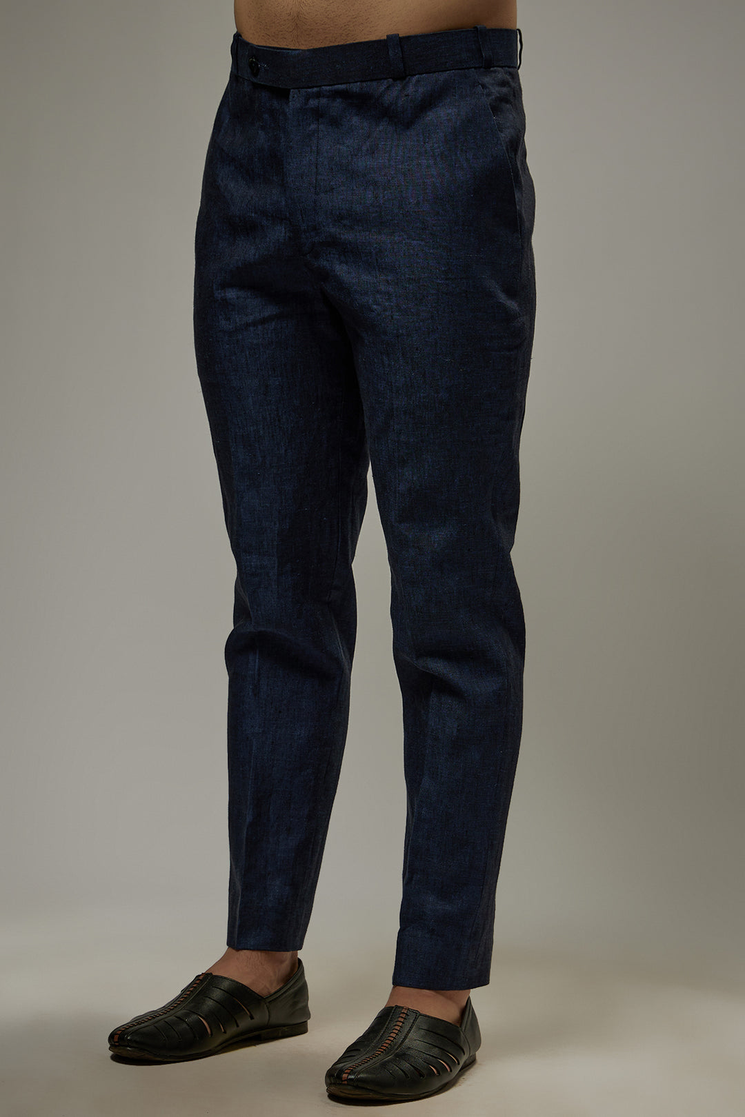 Abees Blue linen solid co-ord set kurta and trousers - side view