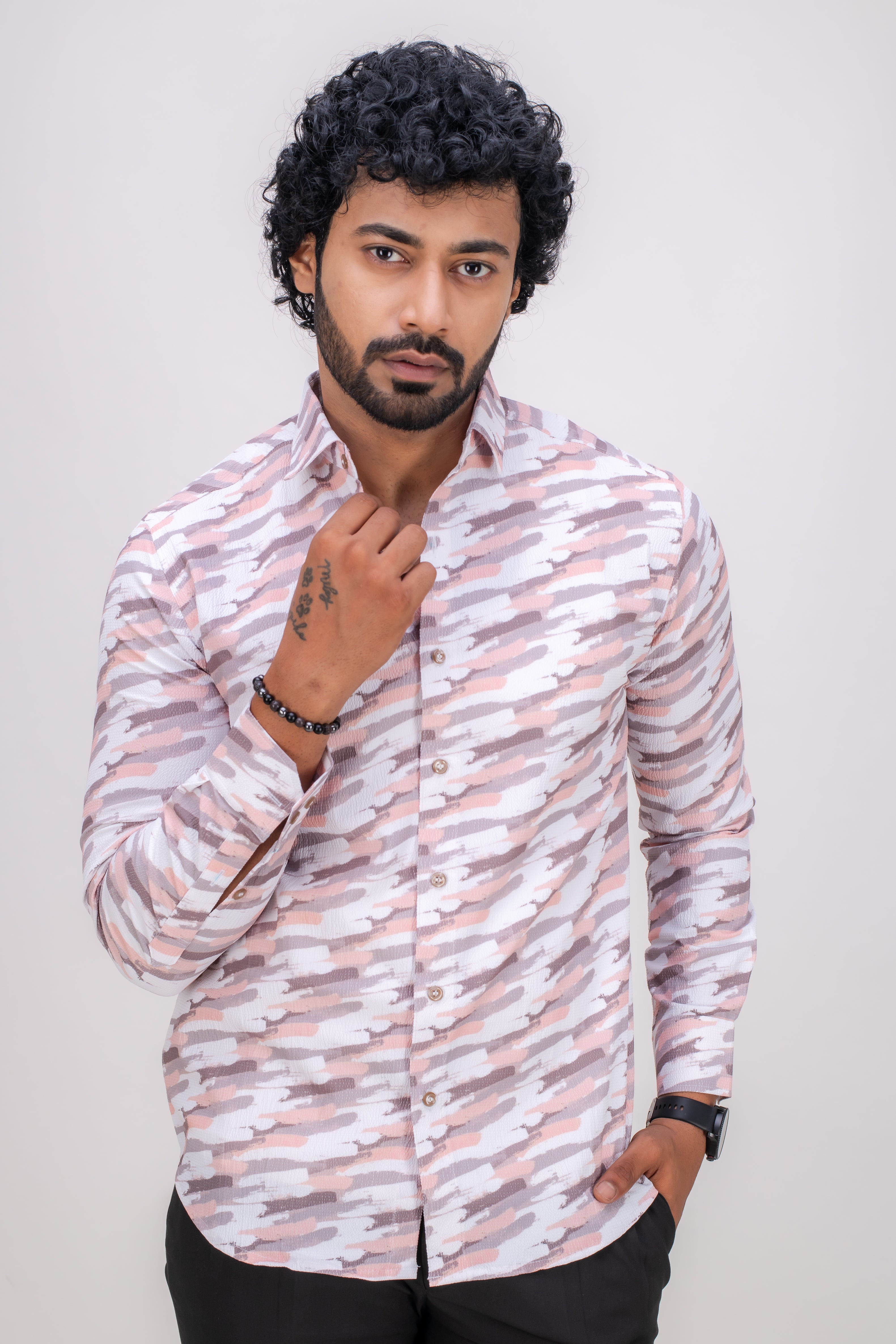 PEACH STRETCH ABSTRACT PRINT SHIRT