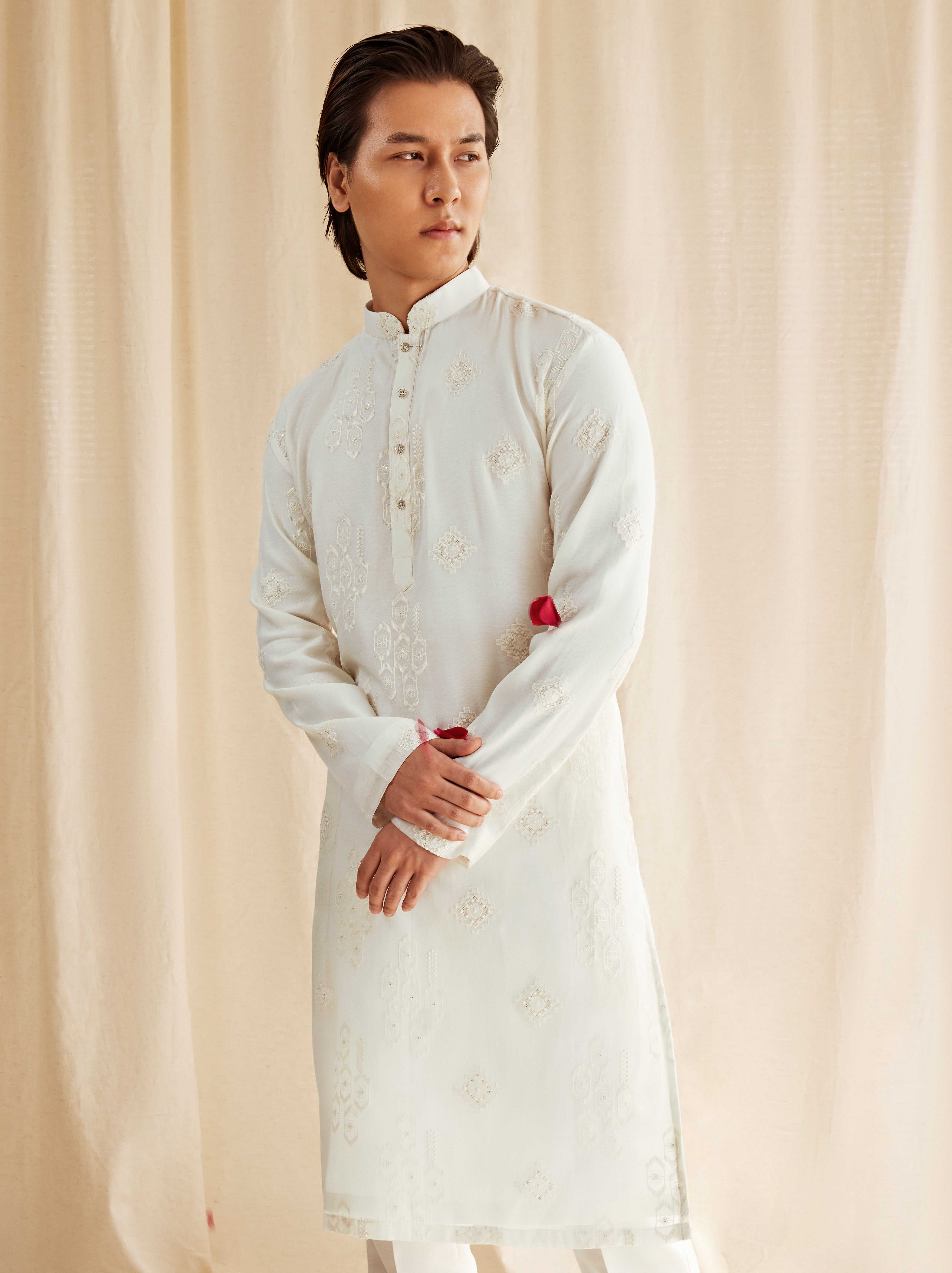 Ivory Embroidered Kurta – Classic Festive & Wedding Wear for Men