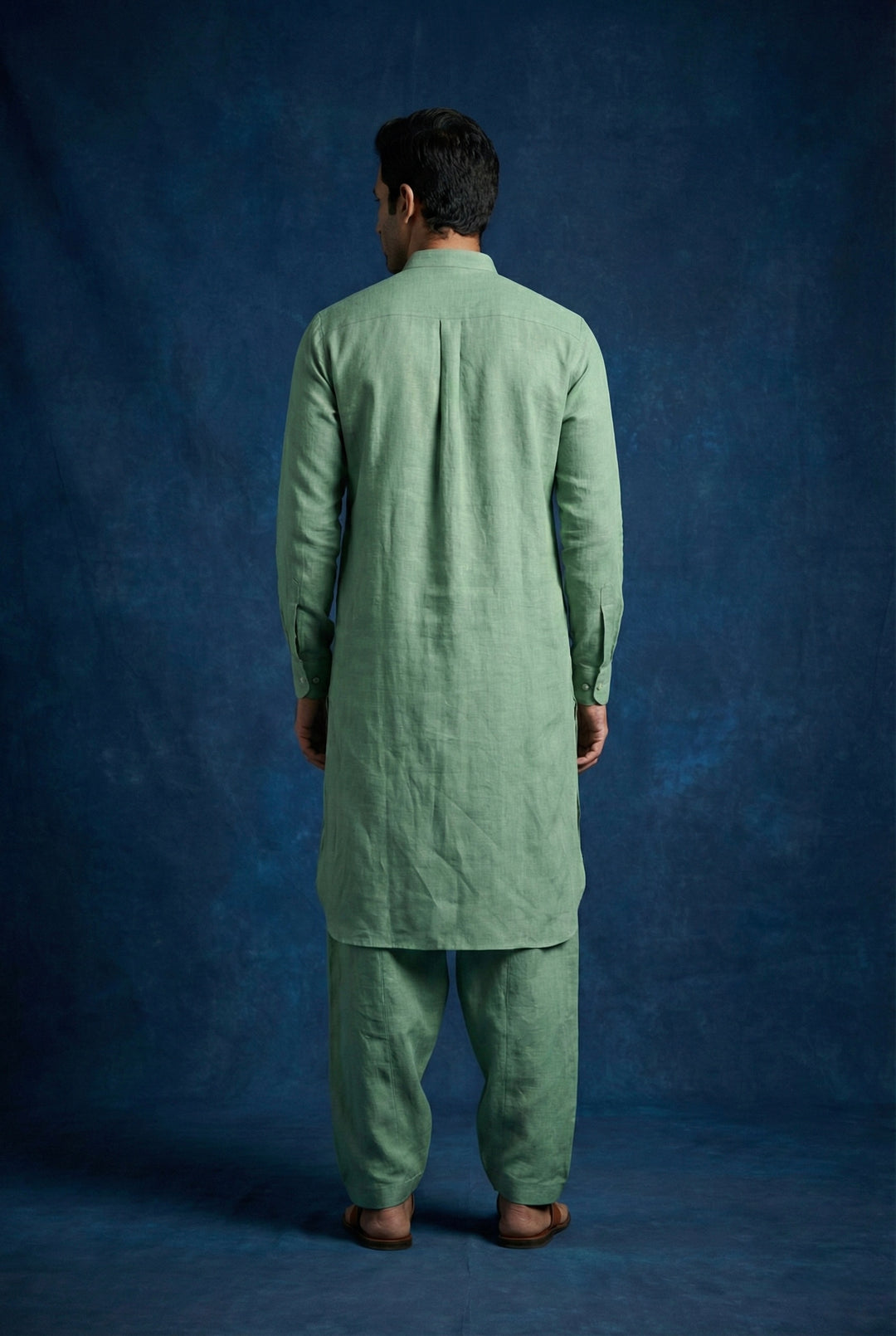 Abees Green linen solid kurta set with pyjama - side view