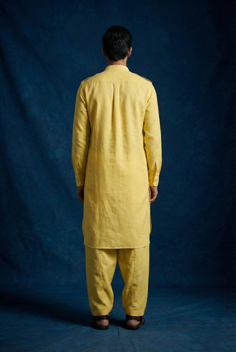 Abees Yellow linen solid kurta set - detail view 1
